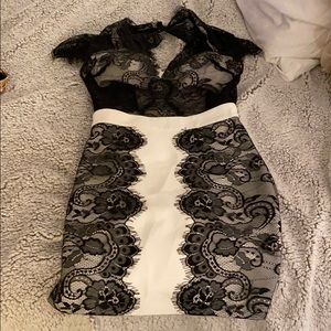 Black white flower lace dress Bebe brand small